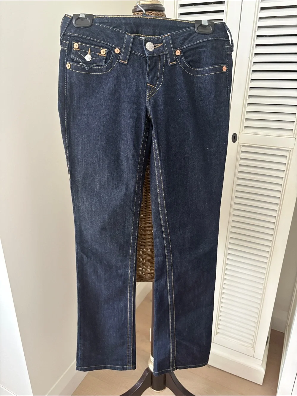 True Religion Dark Blue Women's Straight-Leg Jeans, Sequin pocket detail * 26 - Picture 2 of 6